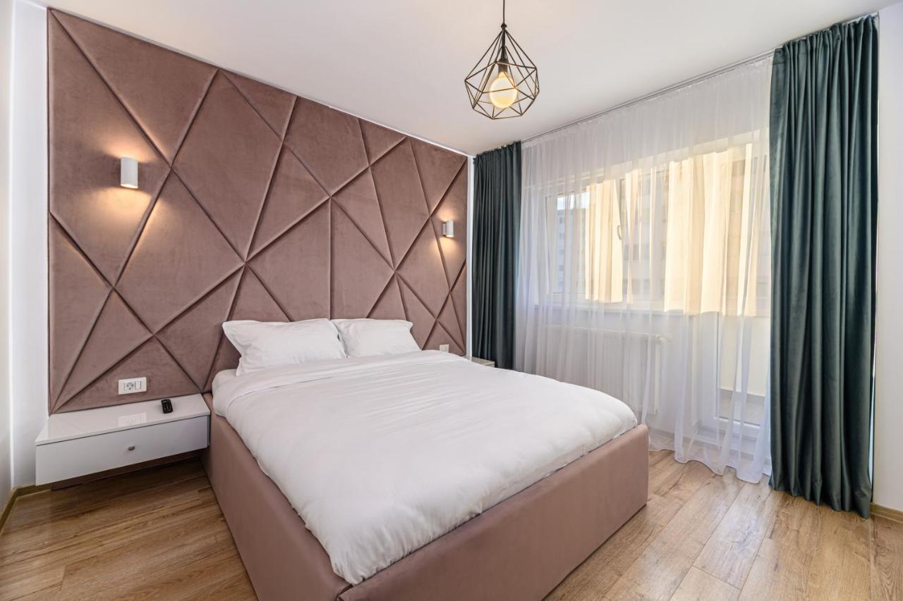 Koa - Pandora Apartments Brasov Ngoại thất bức ảnh