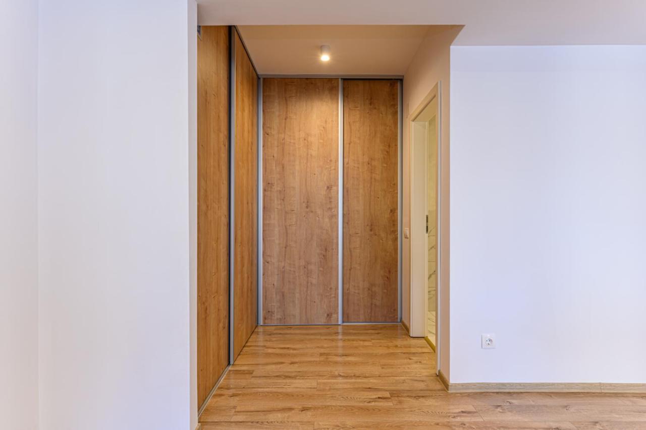 Koa - Pandora Apartments Brasov Ngoại thất bức ảnh