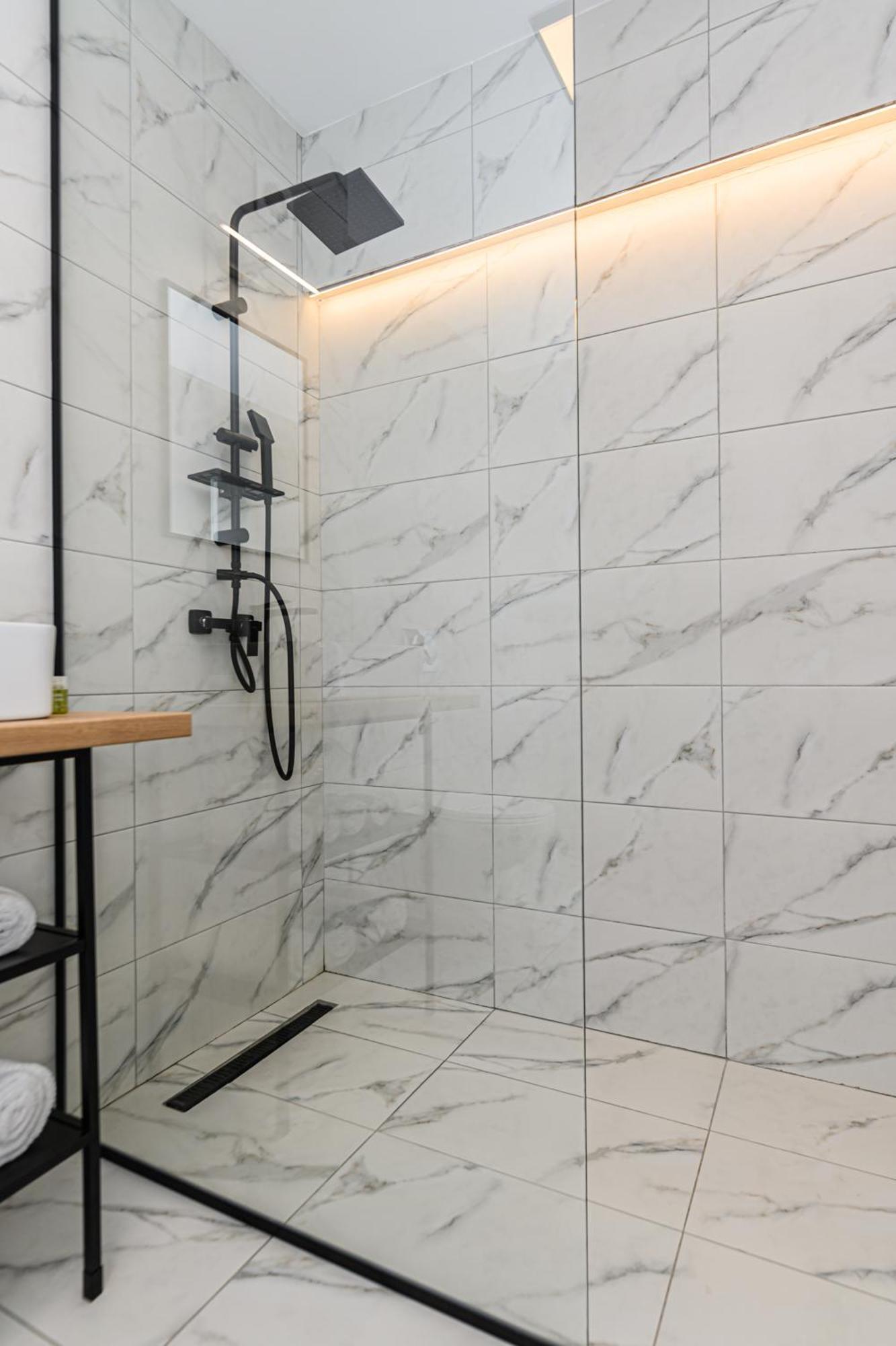 Koa - Pandora Apartments Brasov Phòng bức ảnh
